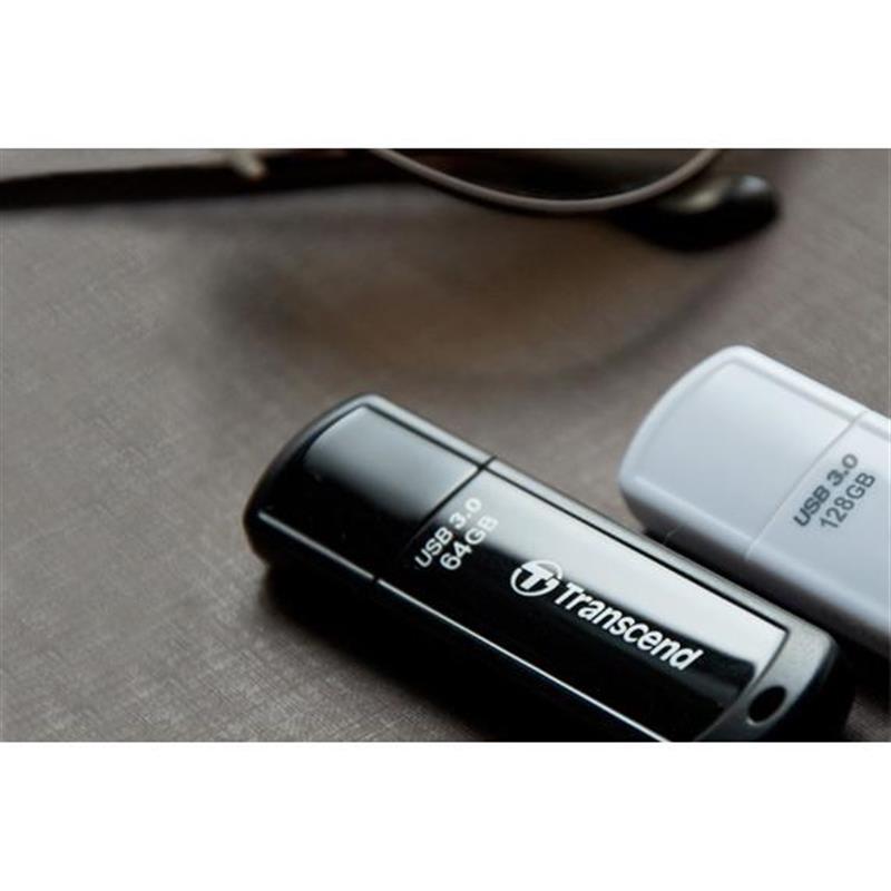 Transcend JetFlash 700 USB flash drive