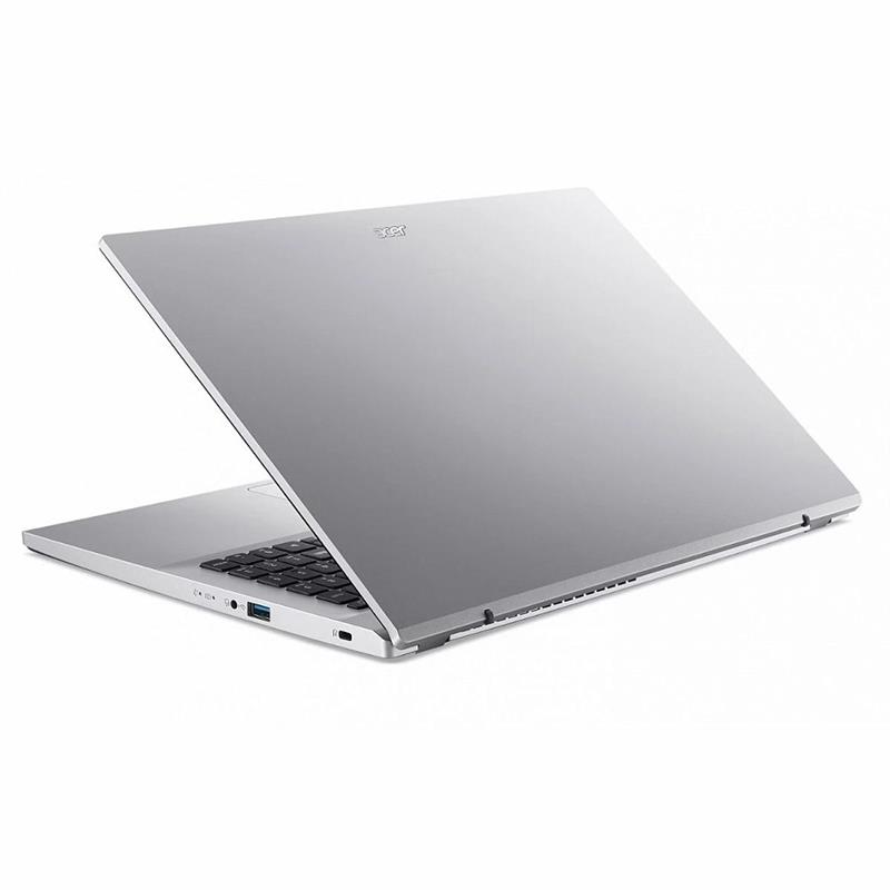 Acer Aspire 3 15.6 F-HD / Ryzen 5 7520U / 8GB / 512 W11